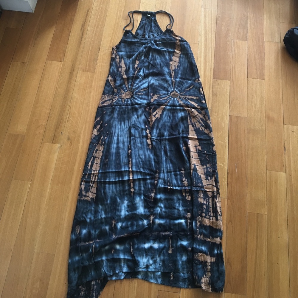 Long tie-dye dress