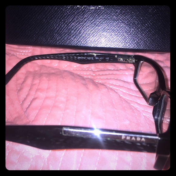 Authentic Prada eyeglasses 👓 - Picture 6 of 6