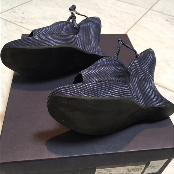 Prada wedge sandals - Picture 3 of 3