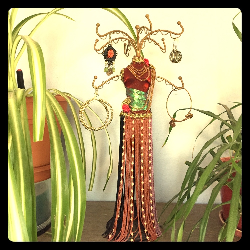 Celestial being earring tree