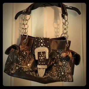 Camo purse