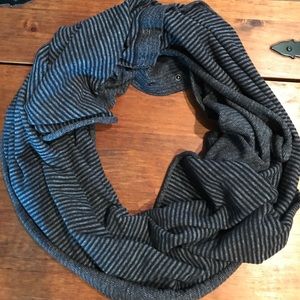 Lululemon Vinyasa Scarf