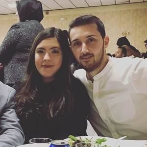 Meet your Posher, Tarik