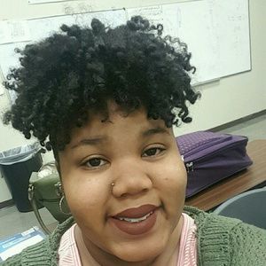 Meet your Posher, Alana