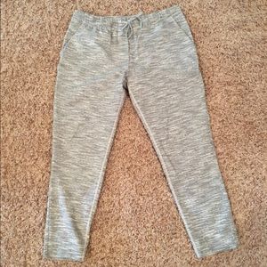 Lululemon crops/joggers size 8