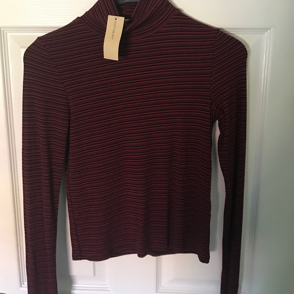 Striped American eagle turtle neck