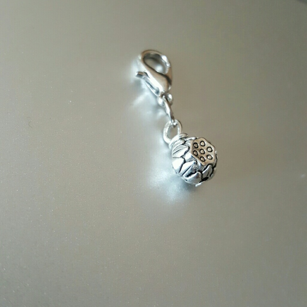 Mini lotus flower silver charm pendant minimalist - Picture 8 of 8