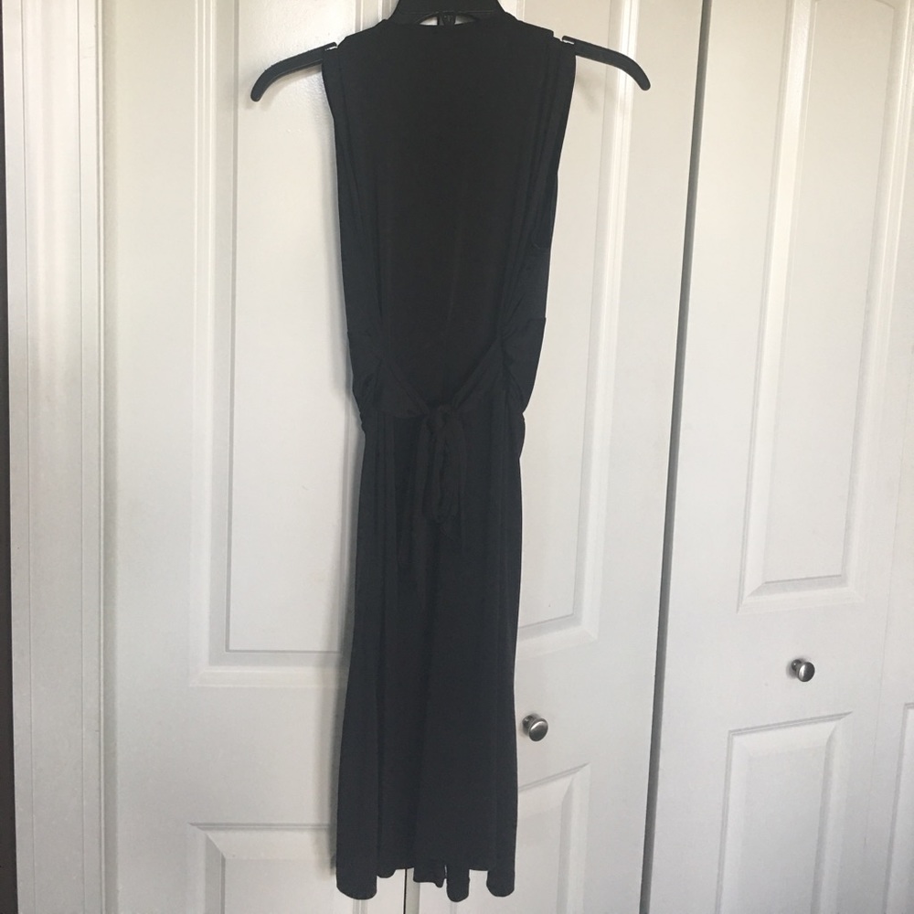 Dress - Picture 4 of 4