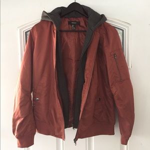 ‼️PRICE DROP‼️✨🆕✨ NWOT HOODED BOMBER JACKET! 👌🏽