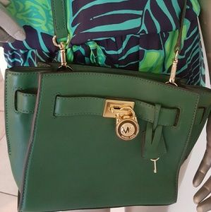 Authentic!! Michael Kors Hamilton crossbody