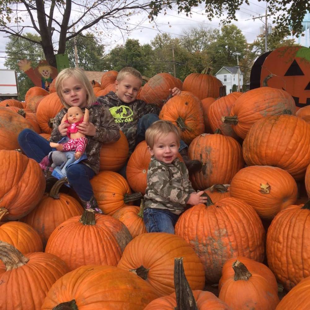 Meet your Posher, Crystal