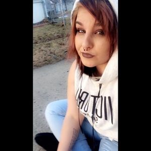 Meet your Posher, Lexi