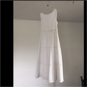 Beautiful girls dress size 10 by Bonnie Jean