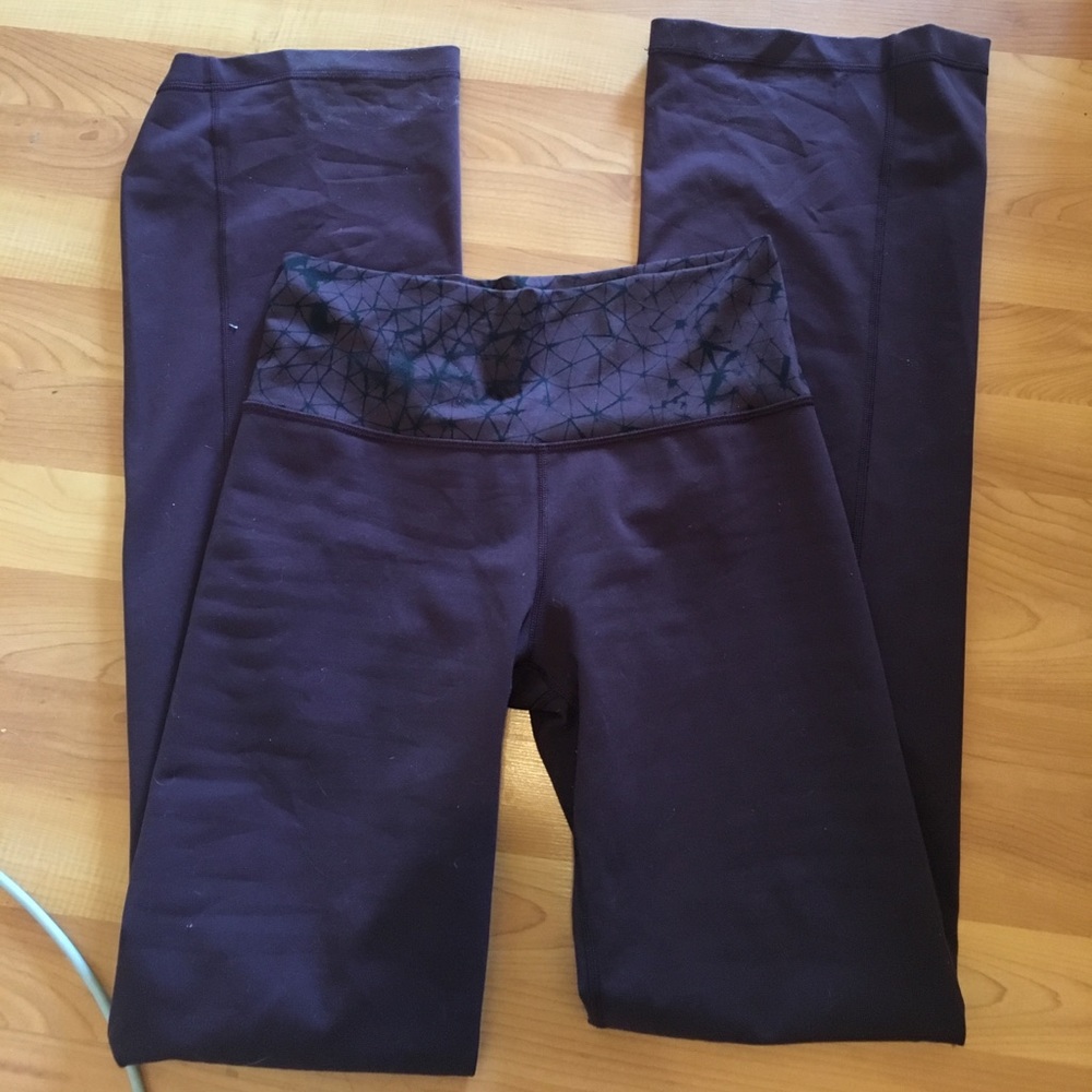 Maroon lulu lemon yoga pants