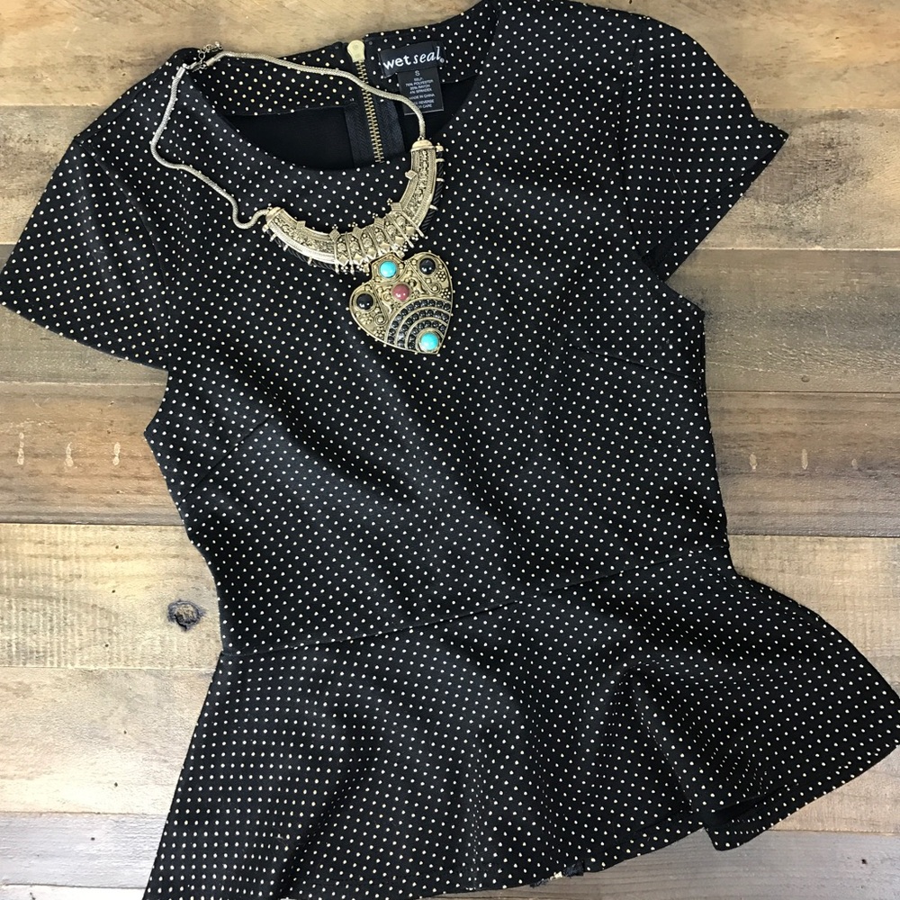 🎉HP 🎉 Black & Gold Peplum Top, Small 🎀