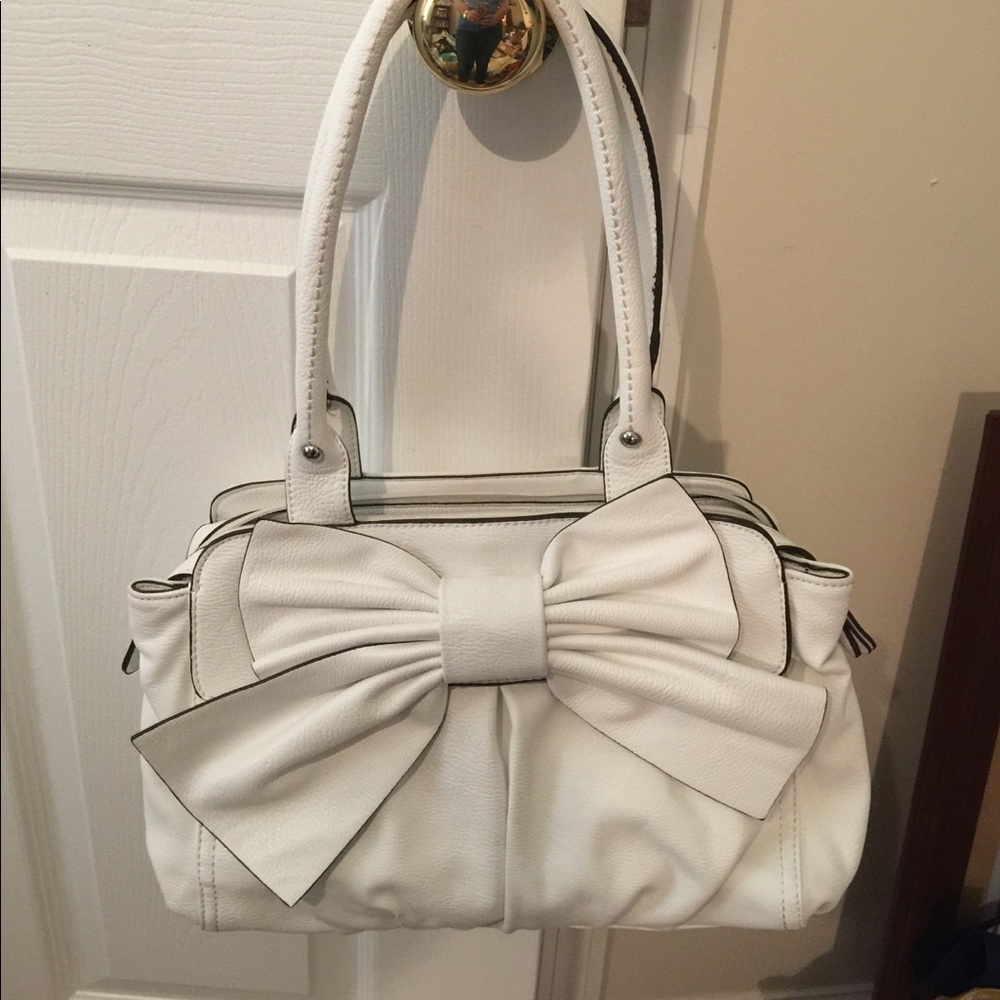 Christopher and Banks purse