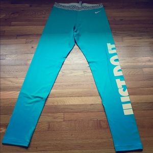 Nike leggings
