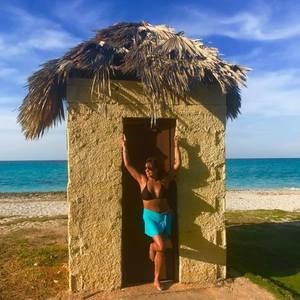 Meet your Posher, Sandy