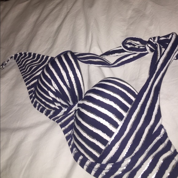 bikini - Picture 5 of 6