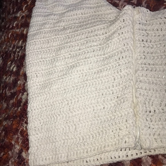 Lace halter top! - Picture 3 of 4