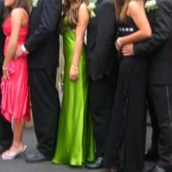 prom dress! - Picture 4 of 8