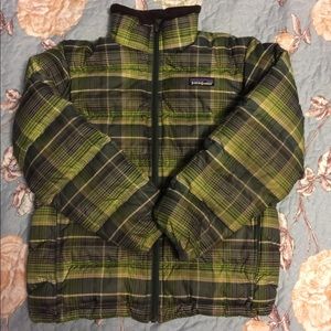 Patagonia Boys down jacket EUC