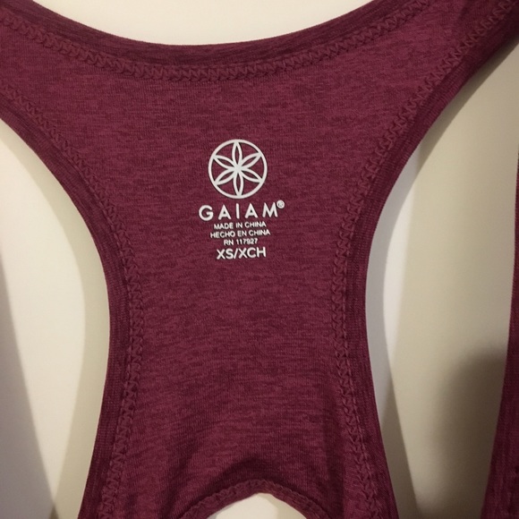 Workout top - Picture 4 of 7