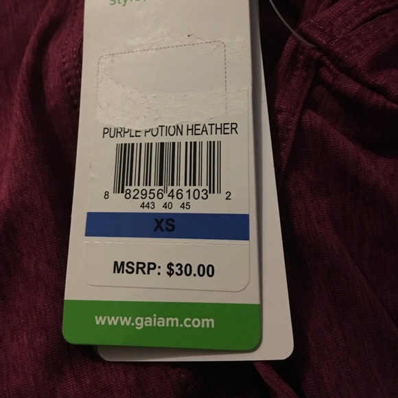 Workout top - Picture 7 of 7