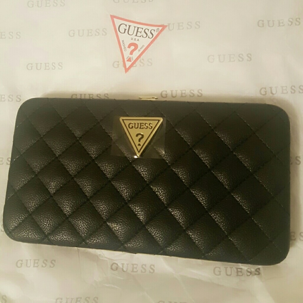 GUESS Women Black Quilt Sandy Hardcase Leather Wal