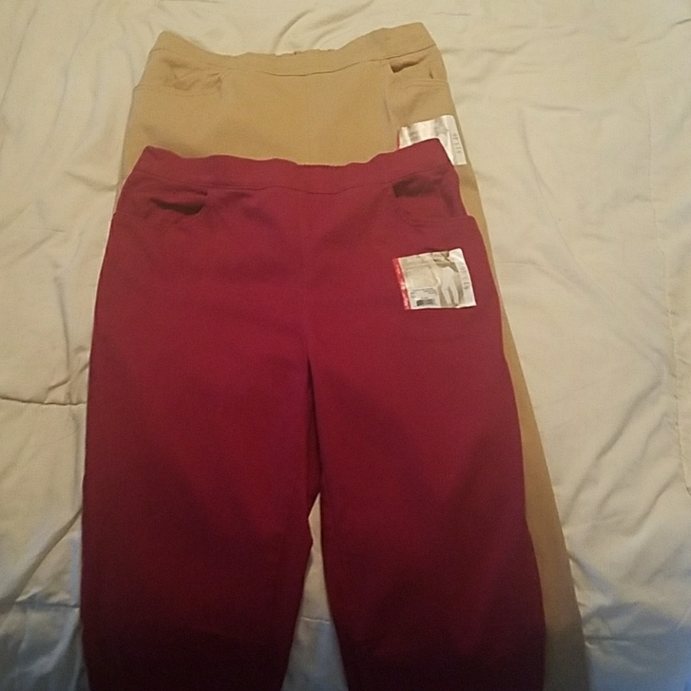 *NWT* Bundle of 2 White Stag twill stretch pants