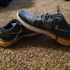 Brand New Men's Nike Training Shoes (Size 9 1/2)