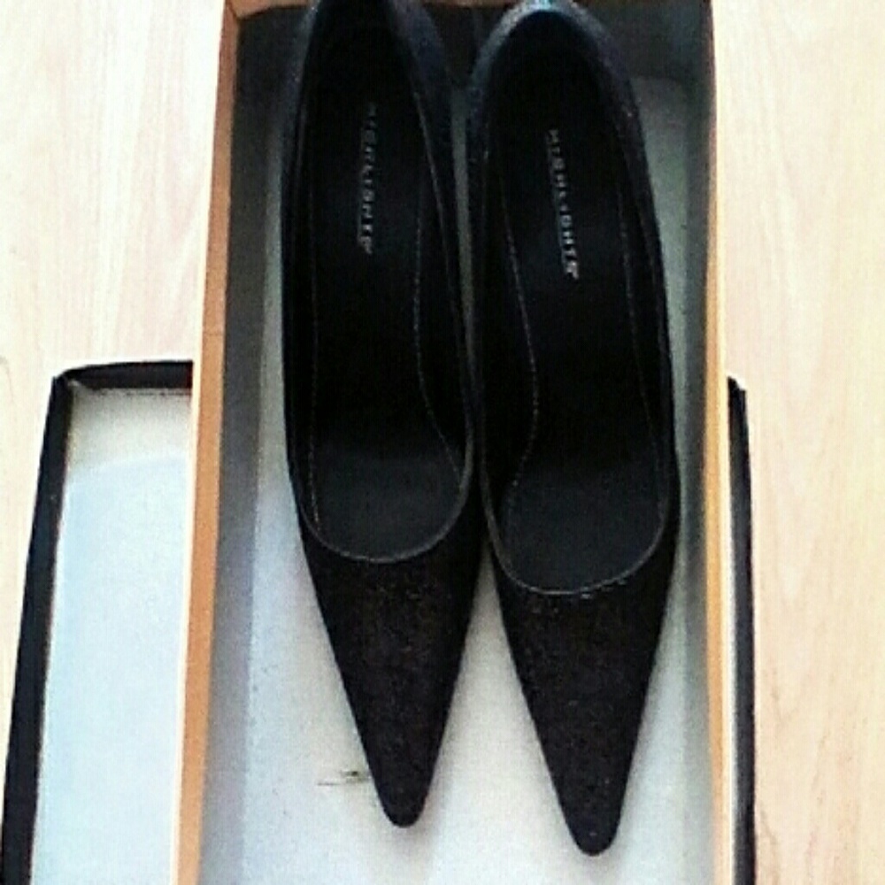 Dress shoes
