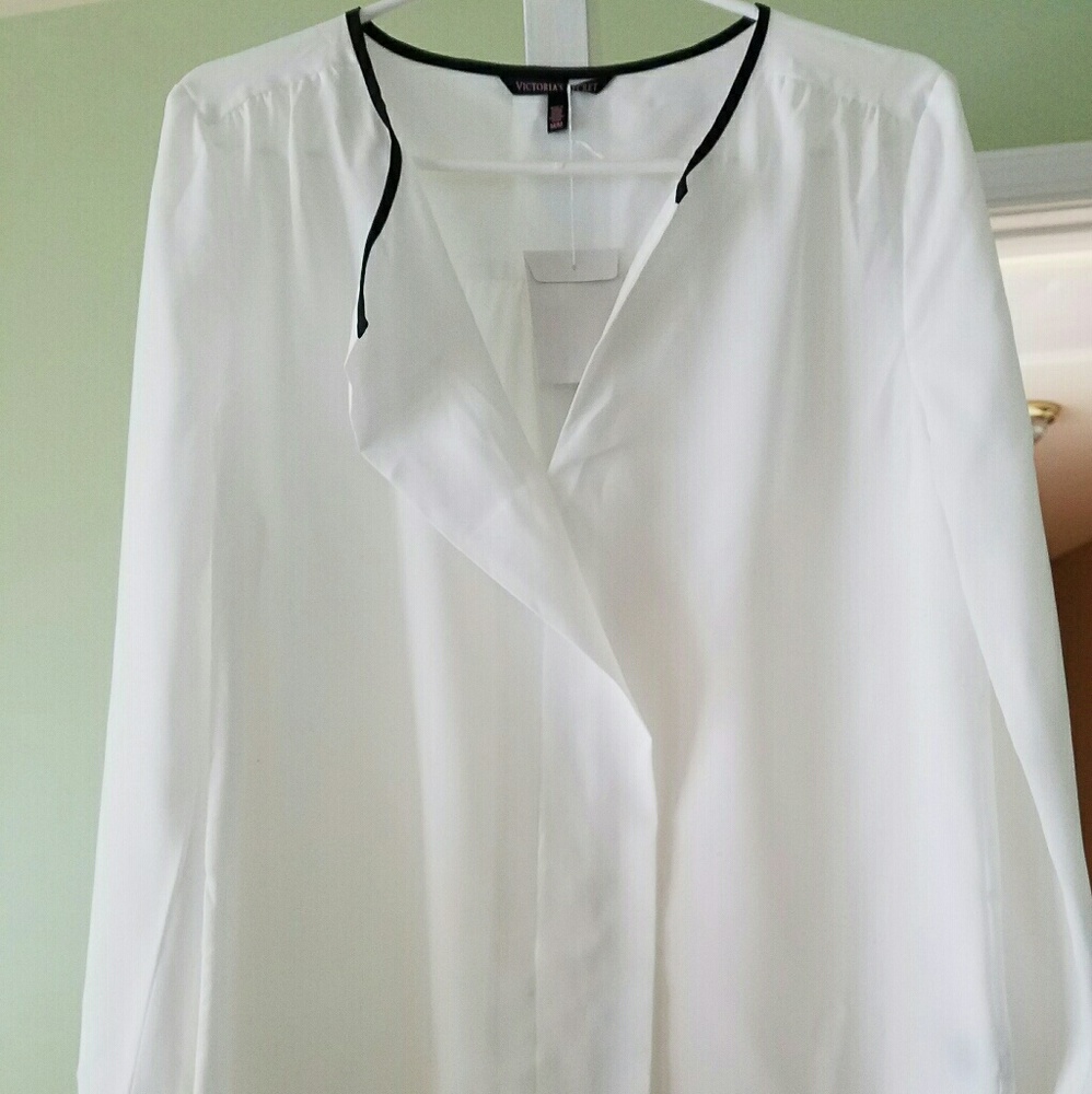 Never worn white and black work shirt.