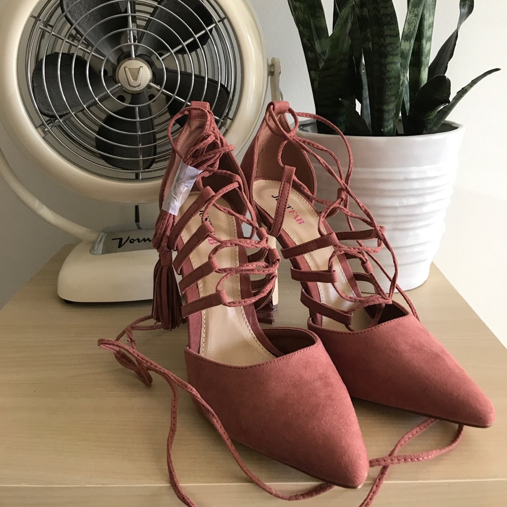 Rose Lace Up Pumps