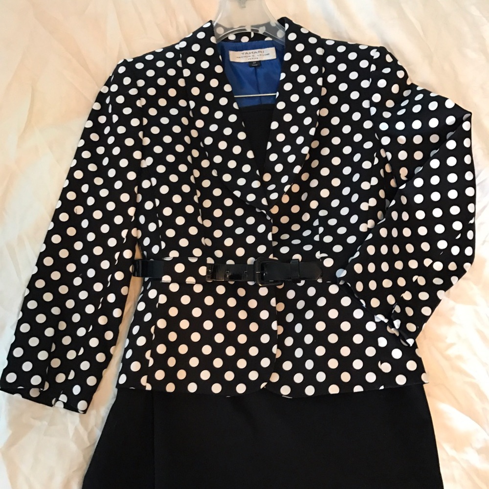 Tahari Polka Dot Skirt Suit Set - Belt Included!!