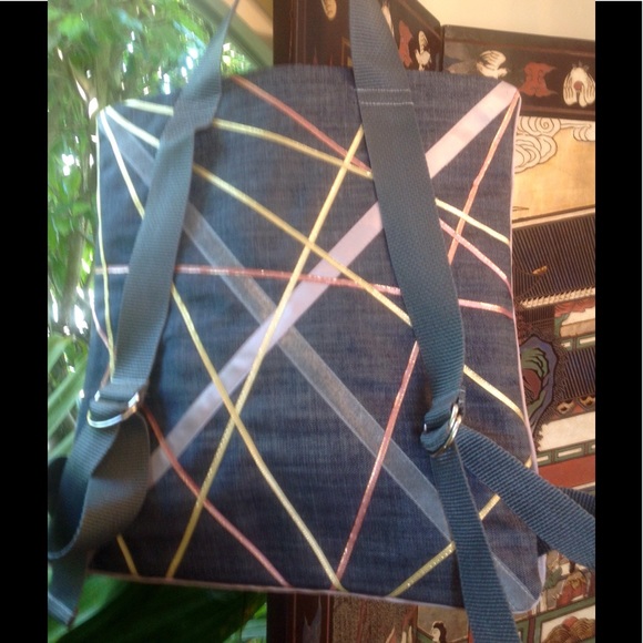 HP💐❤️🎉7/23 Backpack, unique original art, vegan - Picture 3 of 8