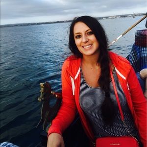 Meet your Posher, Amy