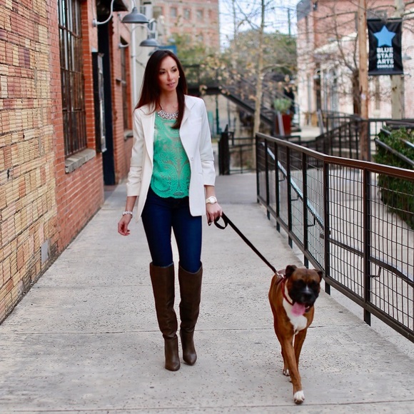 Meet your Posher, Zelina - Picture 3 of 5