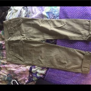 Green khaki capris