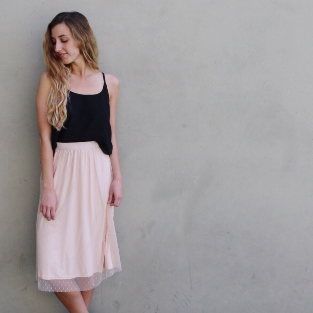 blush netted midi skirt - Picture 1 of 4