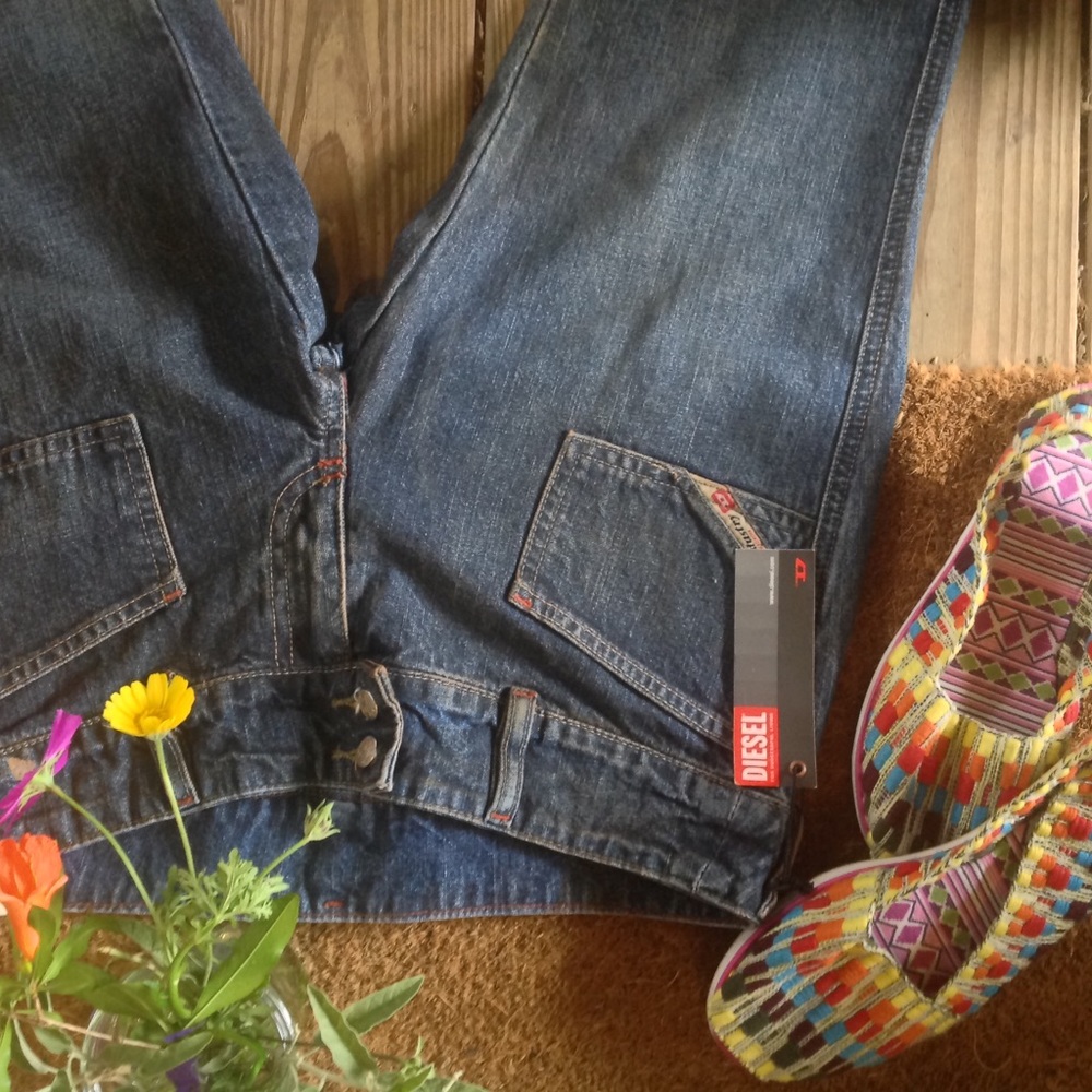 📣🎉🇺🇸 NWOT Z-Line, Dark Wash Diesel Jeans
