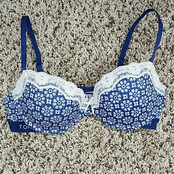 Tommy Hilfiger Other - Tommy Hilfiger Balconette Bra