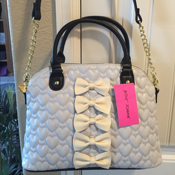 🌸NWT! BETSEY JOHNSON BOW DOME SATCHEL - Picture 2 of 6