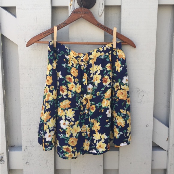 Darling Floral Ruffle Mini Skirt - Picture 2 of 2