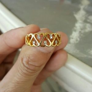 Beautiful Hearts Band - Never Worn Vintage Ring!!