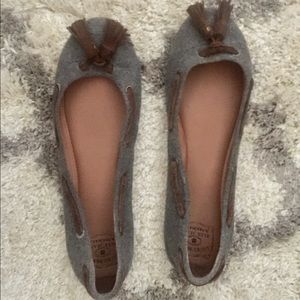 Wool Flannel Flats