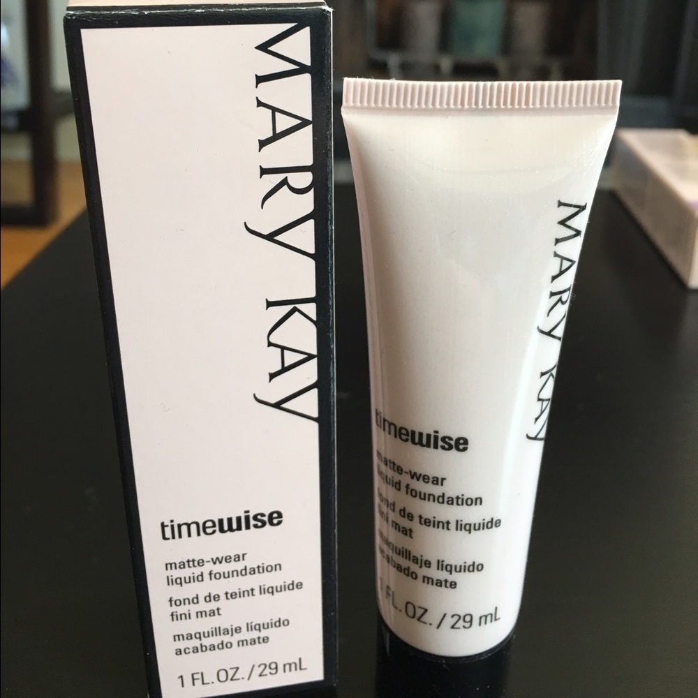 Matte Foundation-Bronze 4