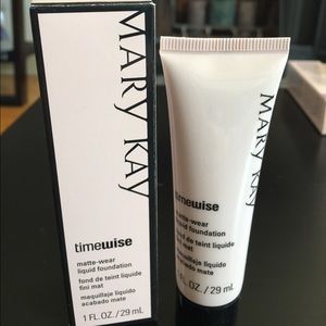 Matte Foundation-Bronze 4