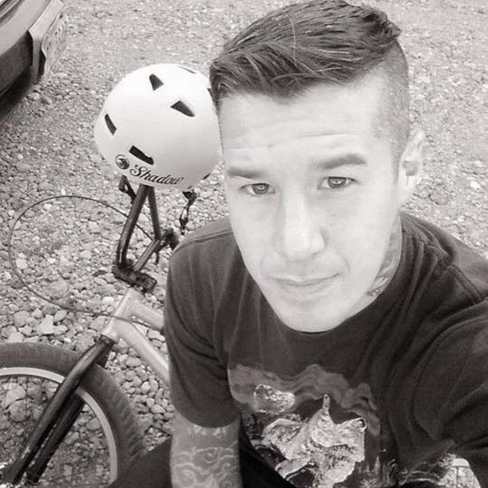 Meet your Posher, Eric