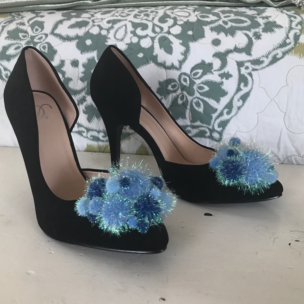 MUST GO - BLACK HEELS